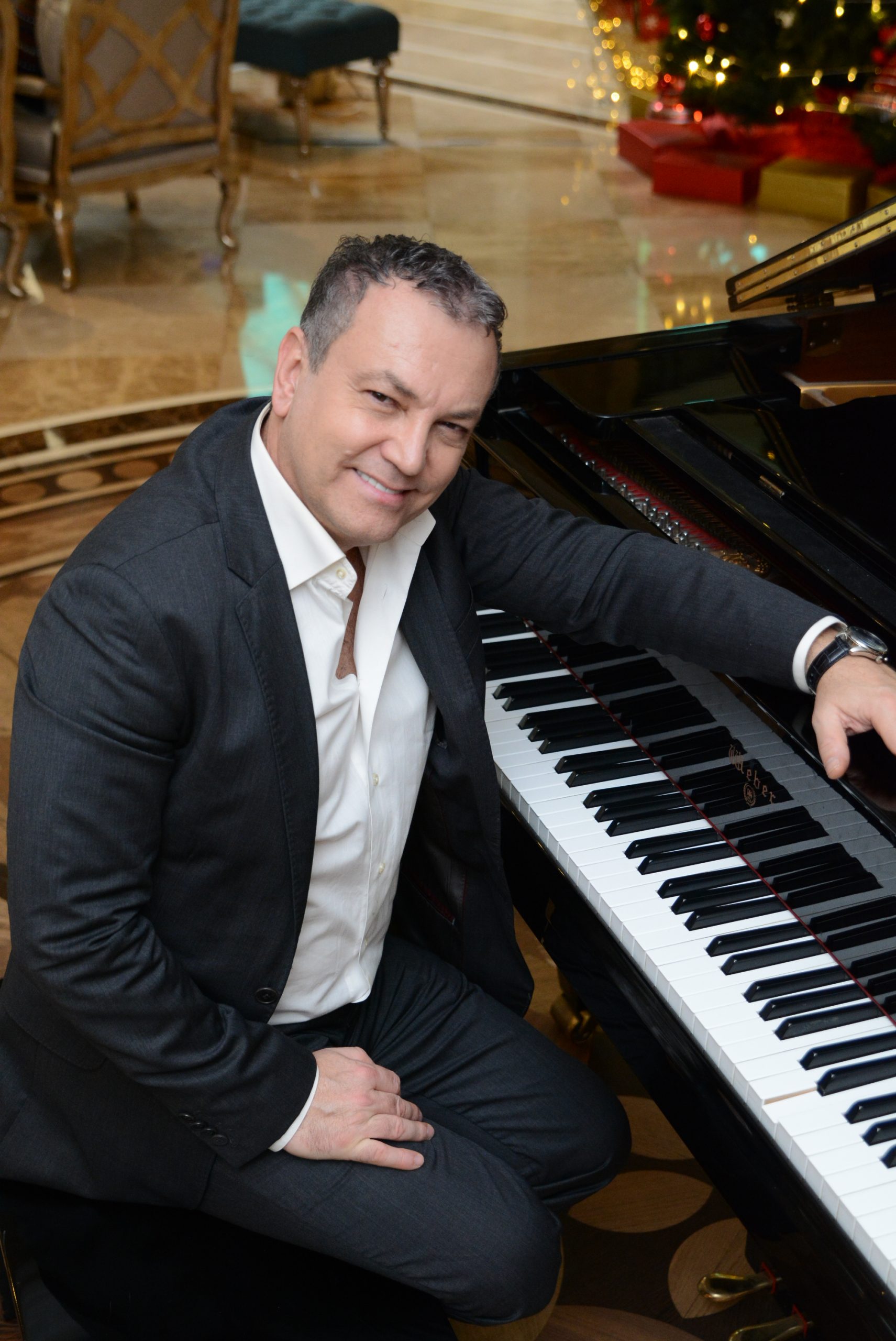 Piyano Çalarak Şarkı Söyleme Atölyesi